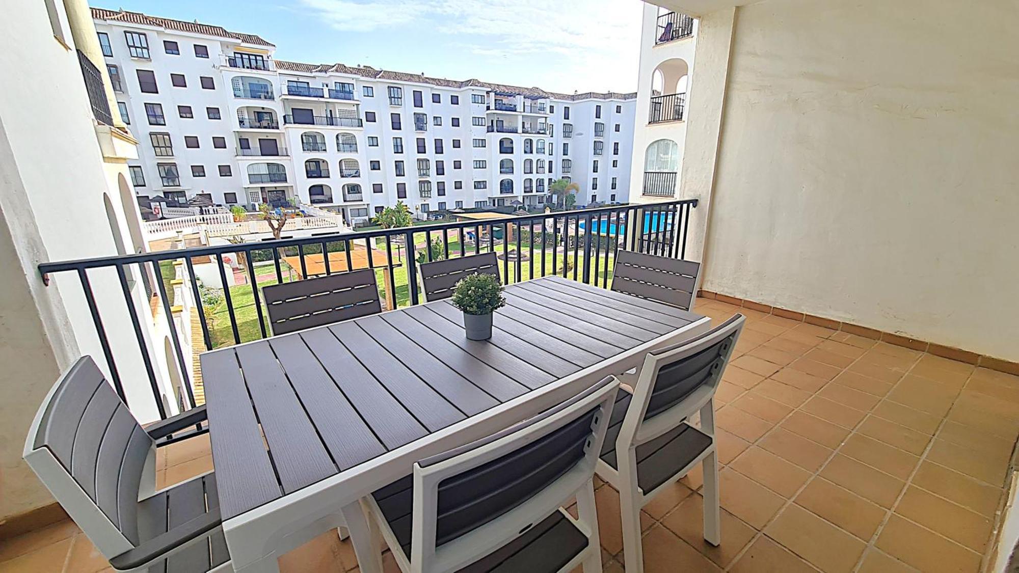 Lovely 2-Bed Apartment In Marina De La Duquesa Castillo de Sabinillas Esterno foto